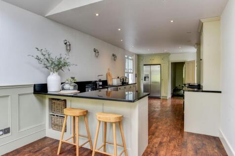 Kitchen/Family Room