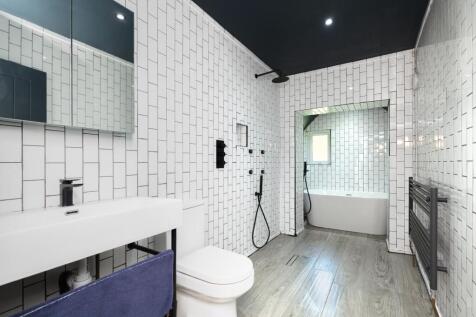 Ground Floor wetroom with bath