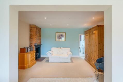 Main bedroom suite