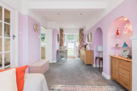 Longe/Dining Room