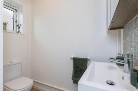 Upstairs toilet