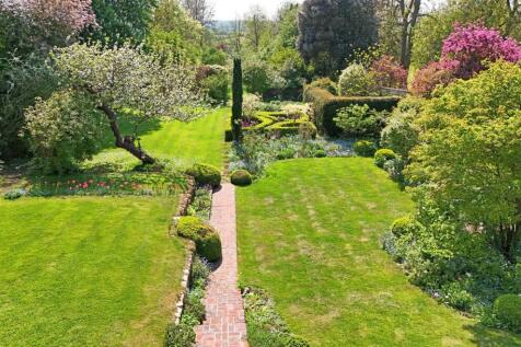 Garden elevated.jpg