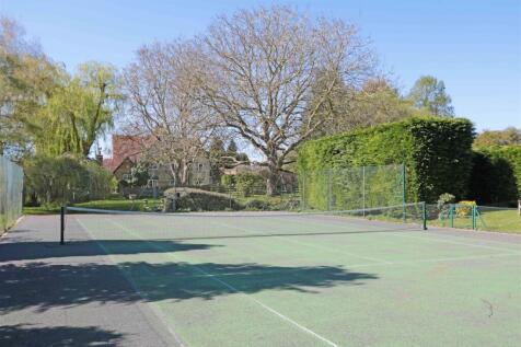 Tennis court.jpg