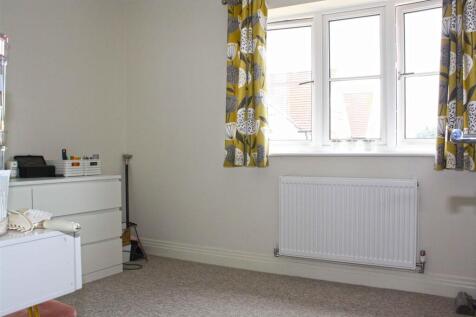 BEDROOM 2.JPG