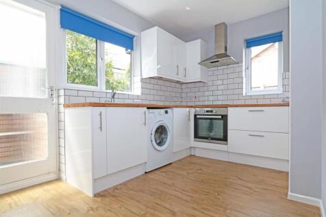 Kitchen1.jpg