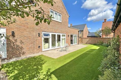 Plot 10 rear 2.jpg
