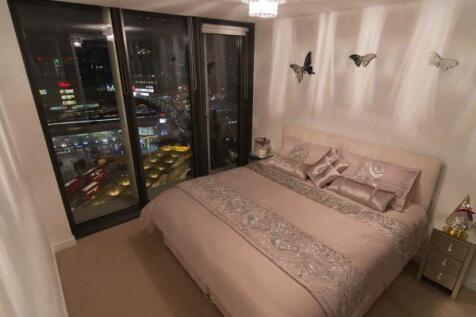Bedroom night.jpg