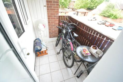 Private Balcony:
