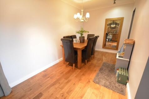 Dining Room: