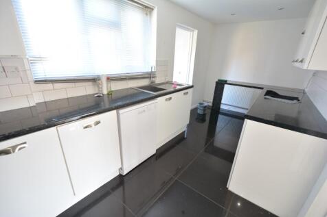 Fitted Kitchen: