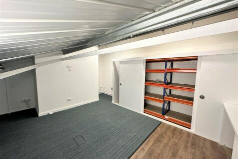 Mezzanine storage