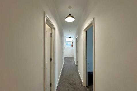 Hallway.jpg
