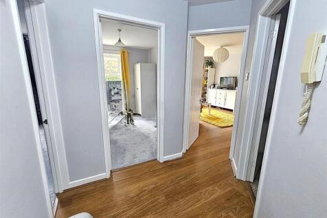 Bradley - Hallway.jpg