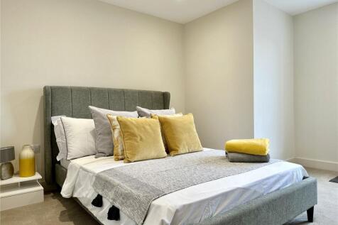 Show Flat