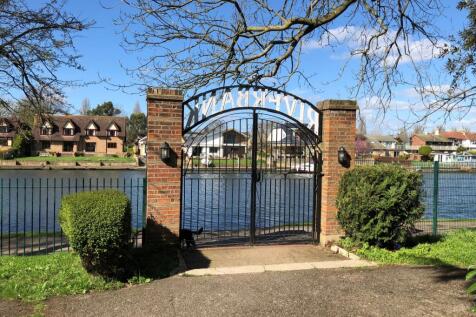 Gates to River