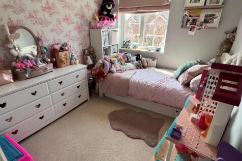 Bed 3
