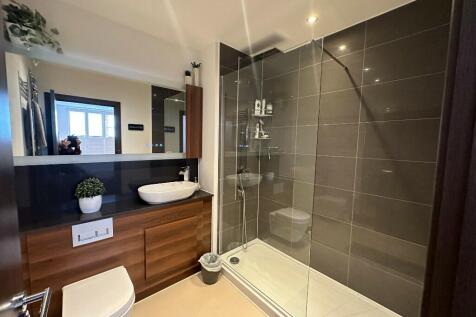 En Suite 1