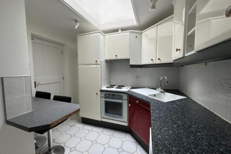 Kitchen (i)