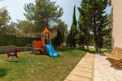 villa-for-rent-holid