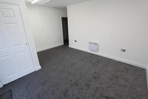 2025-11-12 08.25....