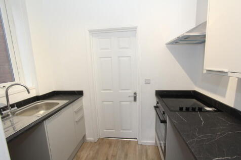 2025-11-28 13.05....