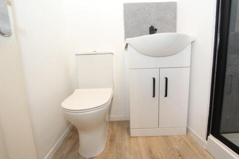 2025-11-28 13.06....