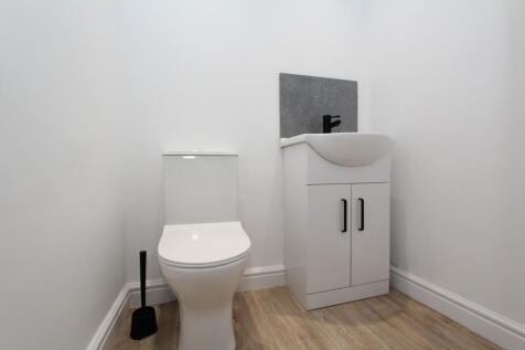 2025-11-28 12.44....