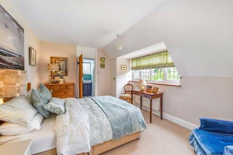 Master Bedroom &amp; Ensuite