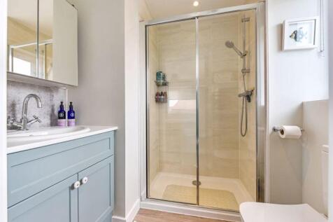 ensuite shower room