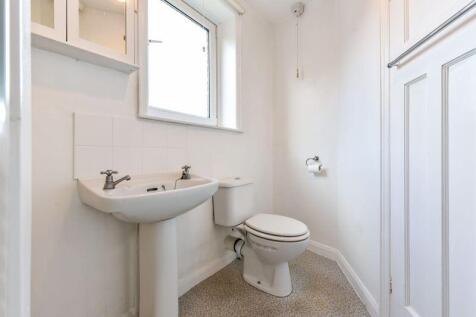 first floor shower room (2)