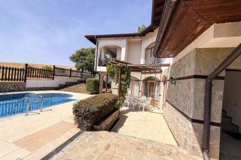 Property Image 37
