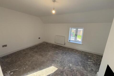 Bedroom Two (with integrated ensuite)
