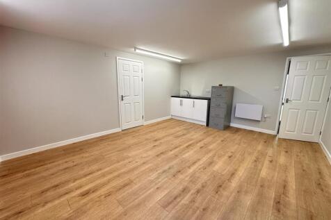 Reception Room/Office