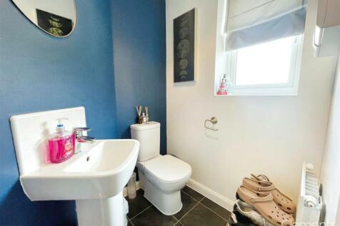 Downstairs Cloakroom