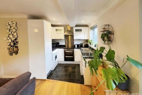 0a80f42c-Kitchen 202.jpg