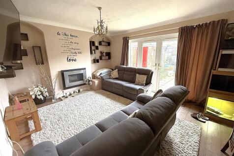 LOUNGE/DINER