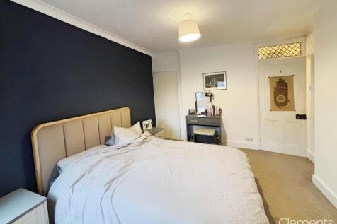 83ab6a20-Bedroom 20One 202.jpg