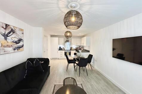 93dffdd4-Living.Kitchen.jpg