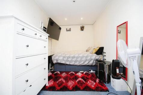 BEDROOM AREA