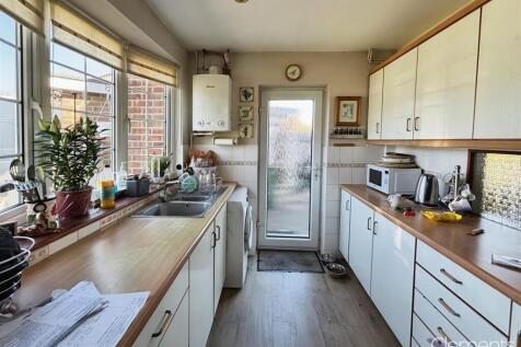 69946475-Kitchen.jpg