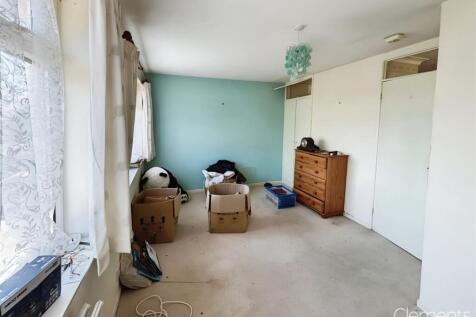 47a01ba2-Bedroom 20One 203.jpg