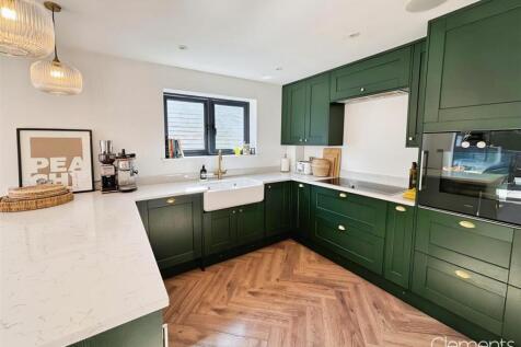 7e6ba44c-Kitchen 201.jpg