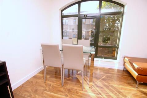 Dining Area.JPG
