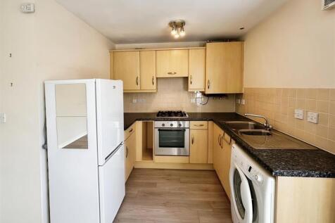 d734e889-Kitchen 202.jpg