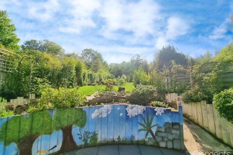 8c5d421d-Garden 201.jpg