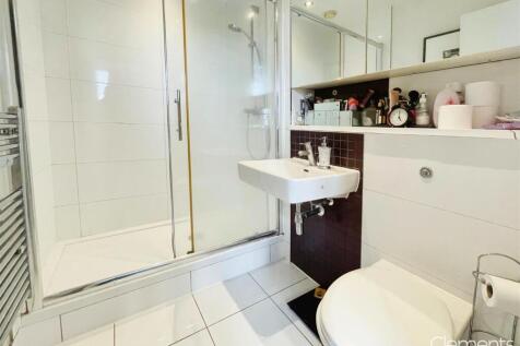 En Suite Shower Room
