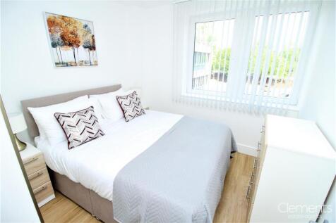 2820b922-BED 201 202.JPG