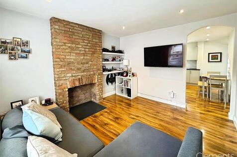 1f7d2f32-LOUNGE 202.jpg
