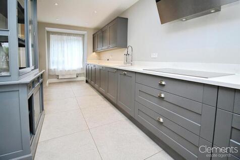 KITCHEN / BREAKFAST ROOM