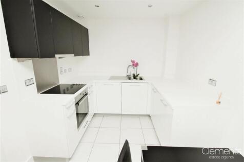 1aeeac69-KITCHEN 202.JPG